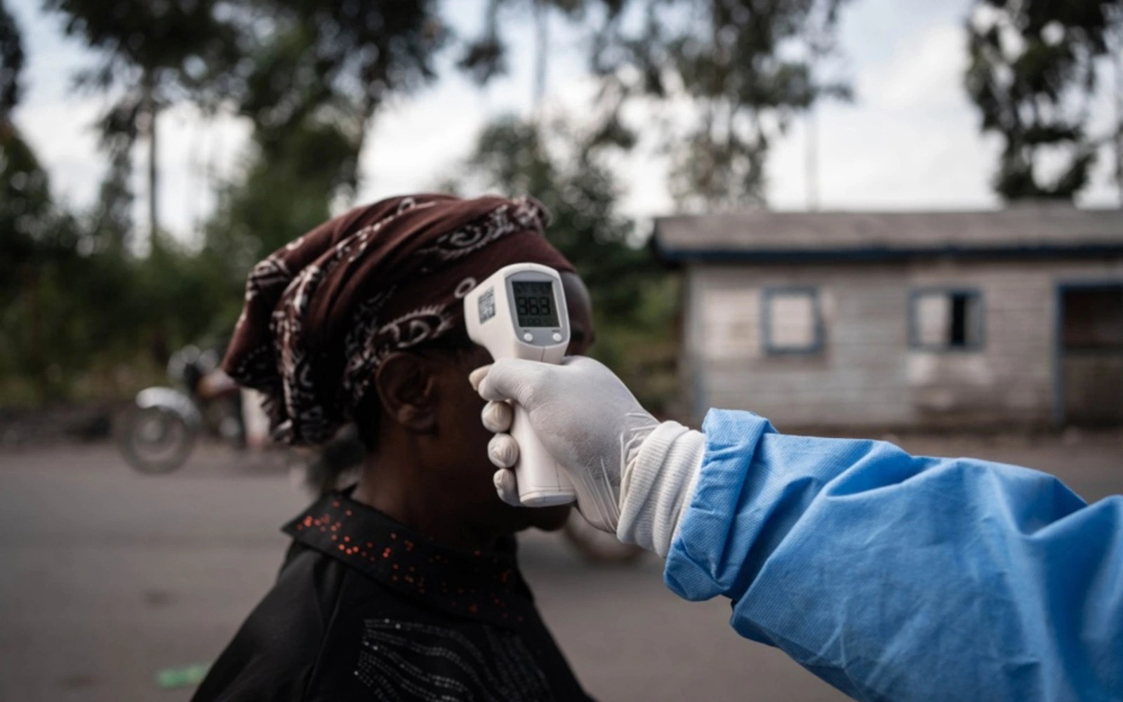 Nigeria records first Ebola case as outbreak spreads