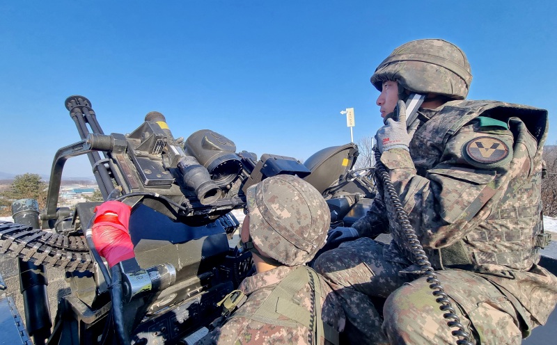 Trump sends shock waves by cutting drills with South Korea