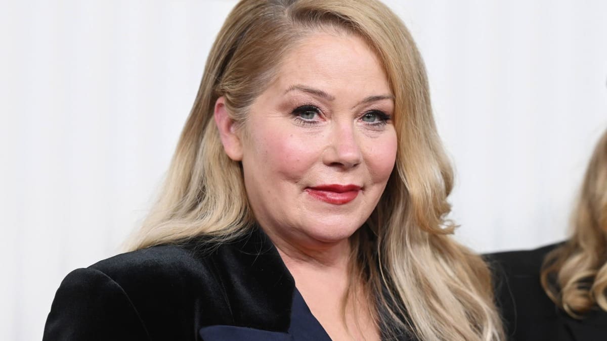 Christina Applegate doesn't have MS: "It's a mindfuck, for sure"