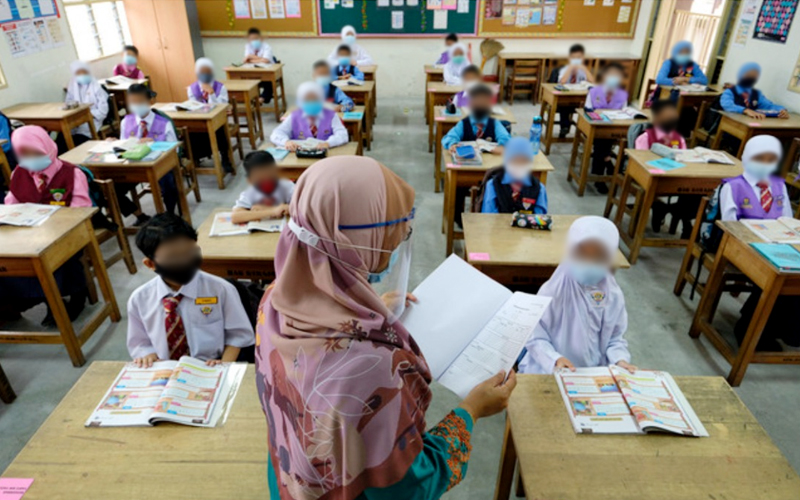 Kanak-kanak terkesan akibat politik kemasyarakatan