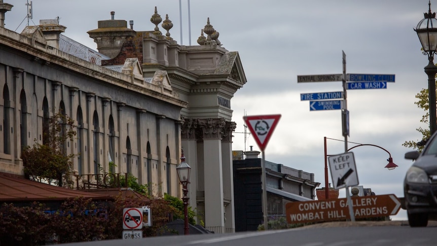 Councillors to be reinstated after private prosecution charges dropped