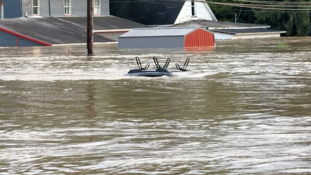 News Wrap: 7 dead after storms and catastrophic floods in Midwest