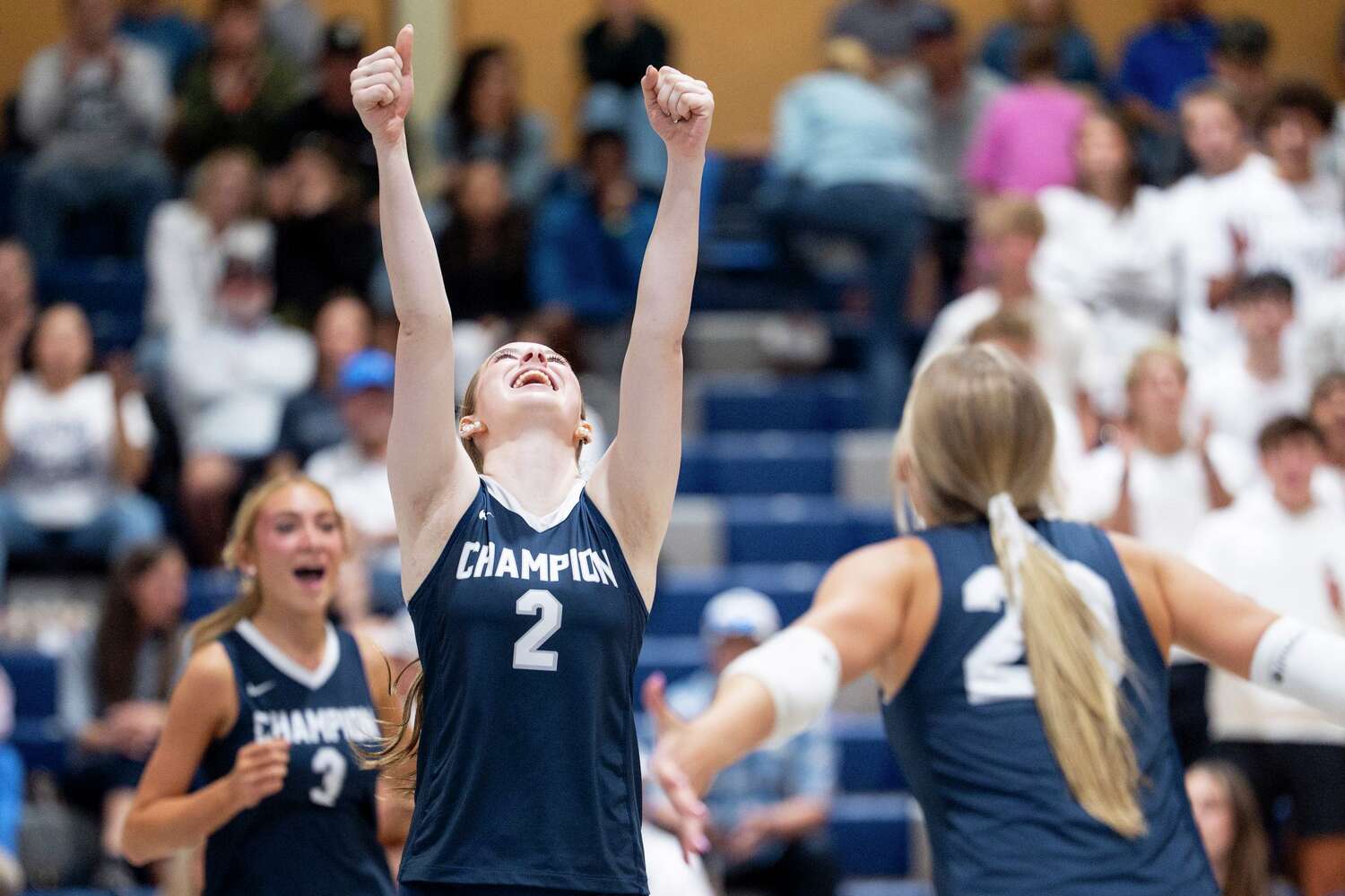 Champion shuffles lineup and charges into first with sweep against rival Boerne