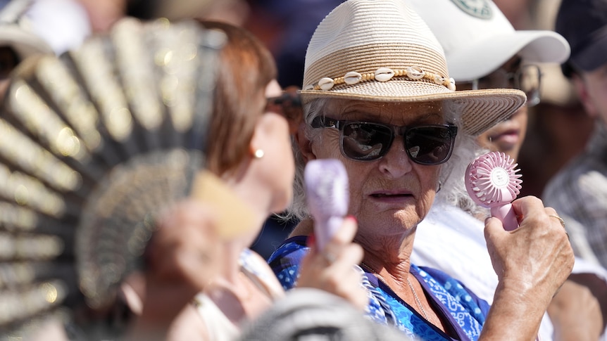 'Wake-up call': Danger from heatwaves 'underestimated' for people over 60