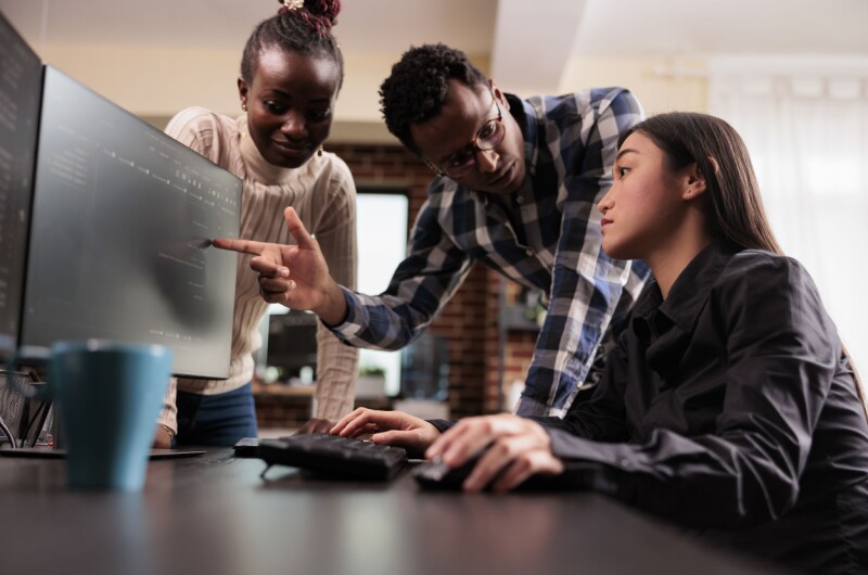 Almost nobody pays attention to web standards anymore