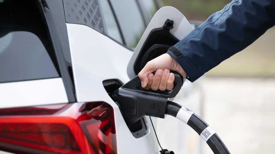 Mobility: Schneider: Funding for electric cars sufficient until 2027