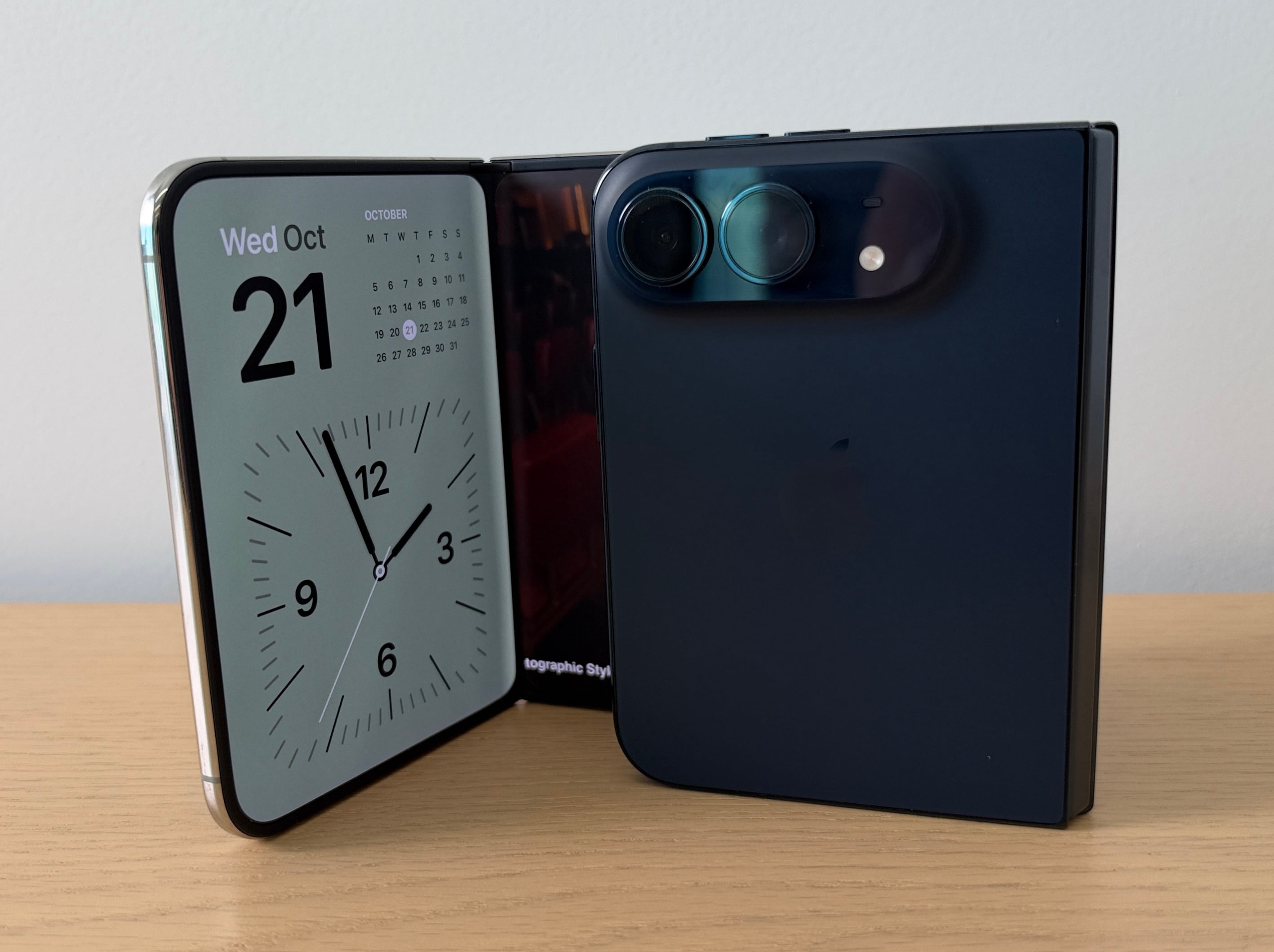Apple iPhone Duo hands-on: Your productivity will hinge on this