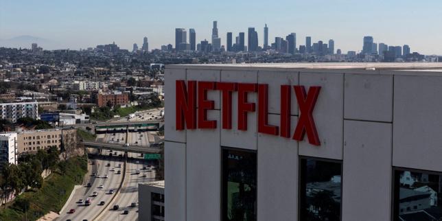 Netflix, struggling with growth and in the midst of restructuring, is having a hard time convincing Wall Street despite rising profits