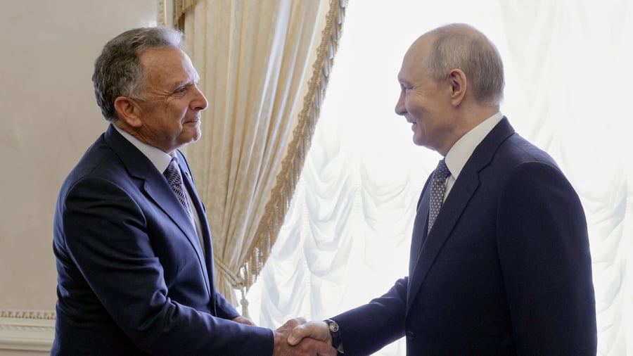 Ukraine war: US special envoy Witkoff calls Kremlin chief a "friend of humanity"
