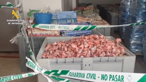 Hygiene horror as unlicensed Malaga meat factory bleached 30 tonnes of pork and bones and stored it on the floor