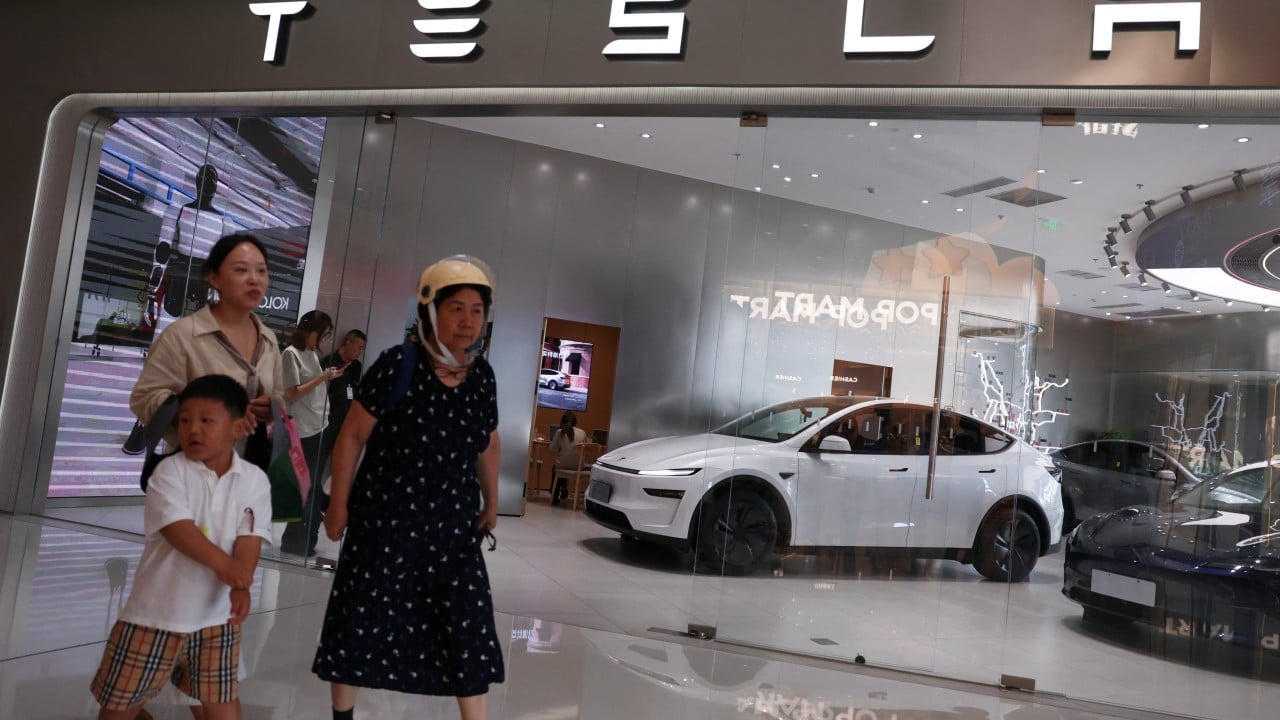 Tesla signs deal to integrate Alipay into its cars as China competition heats up