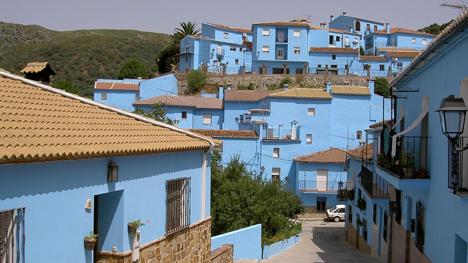 Why Júzcar in Spain still has blue houses 15 years after ‘The Smurfs’