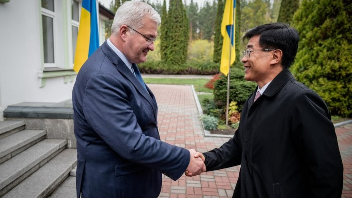 Sybiha meets Chinese ambassador, discusses achieving peace in Ukraine