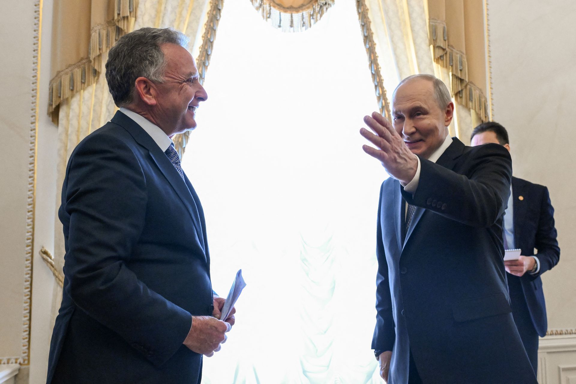 Ukraine war latest: Russia 'ready' to resume trilateral peace talks with US, Ukraine