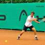 Elite athletes don't have better basic eyesight than amateurs, but superior dynamic visual-motor skills