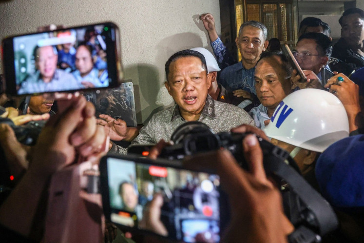 Analysis: Ex-top prosecutor's exit strategy feels like political theatre