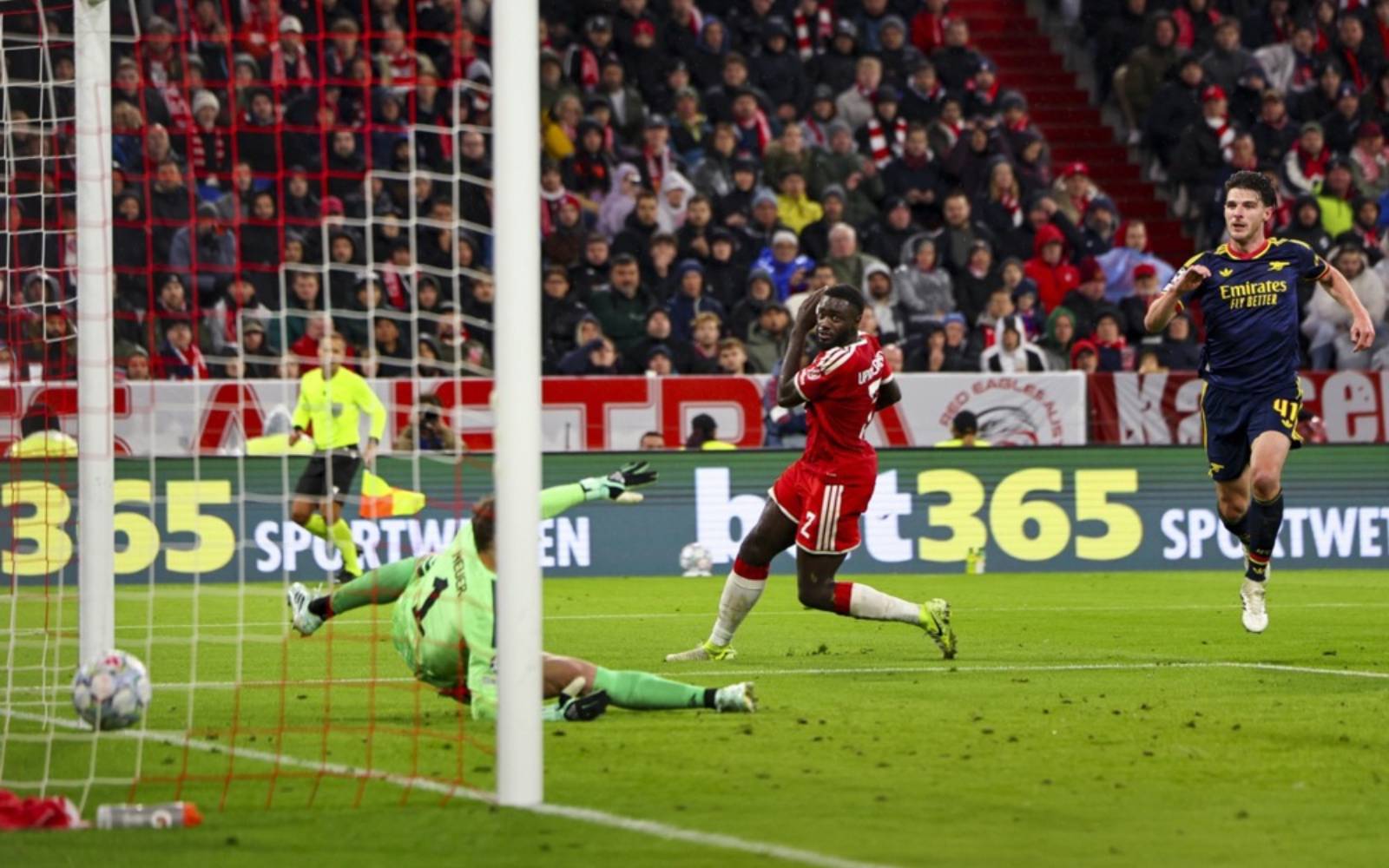 Rice rescues Arsenal with late equaliser at Bayern