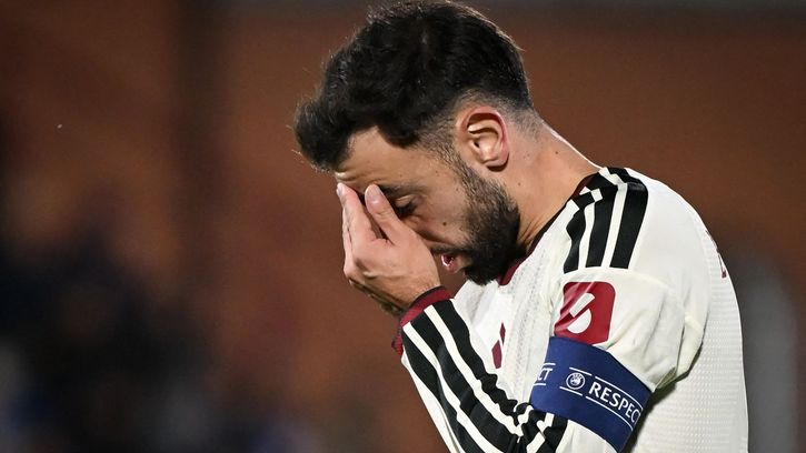 Fernandes rounds on Carrick after Man Utd humiliation
