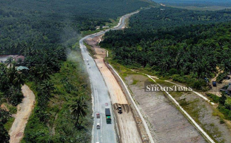 Explainer: Why is Sabah's Pan Borneo Highway lagging behind Sarawak's?