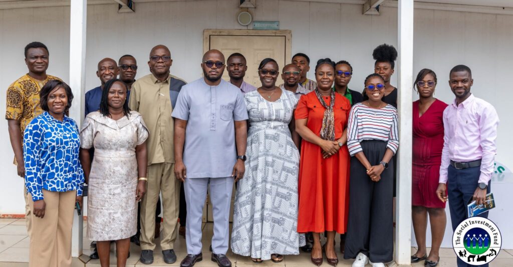 PSDPEP scholarship students present research progress at SIF