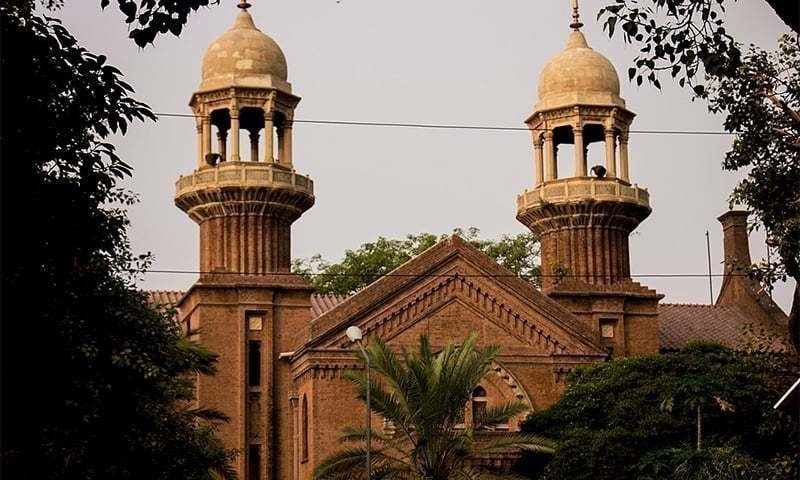 LHC issues notices to foreign secretary in contempt cases over detention of PTI-linked Pakistanis in UAE