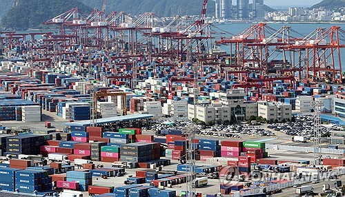 Container shipping costs to Middle East continue rising in July amid conflict
