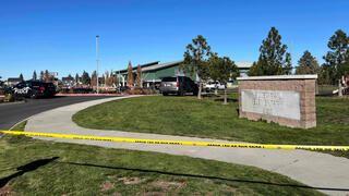 3 children and teacher killed in Oregon school shooting, gunman shot dead