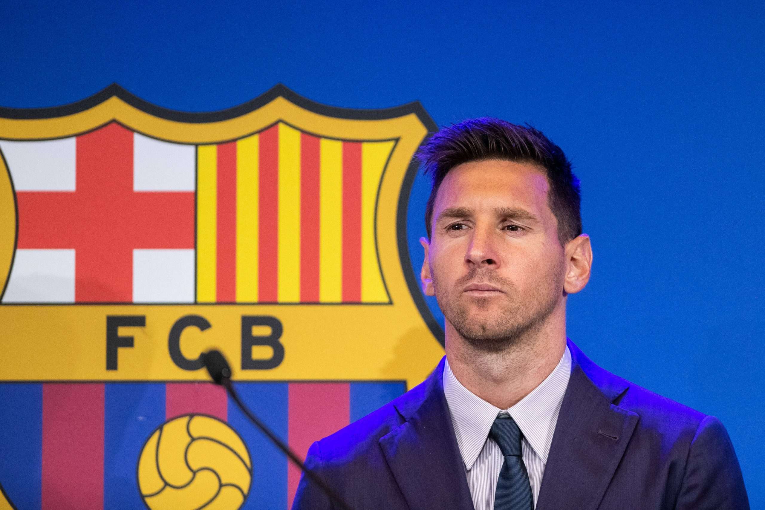 Watch: Lionel Messi signs fan’s Barcelona jersey
