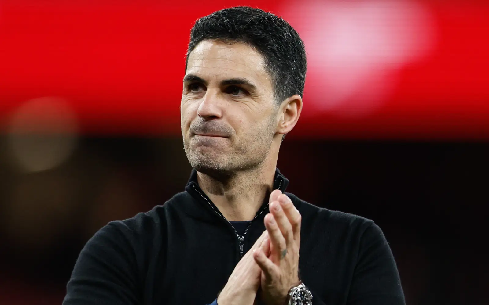 Arsenal primed for Premier League title defence as rivals face questions
