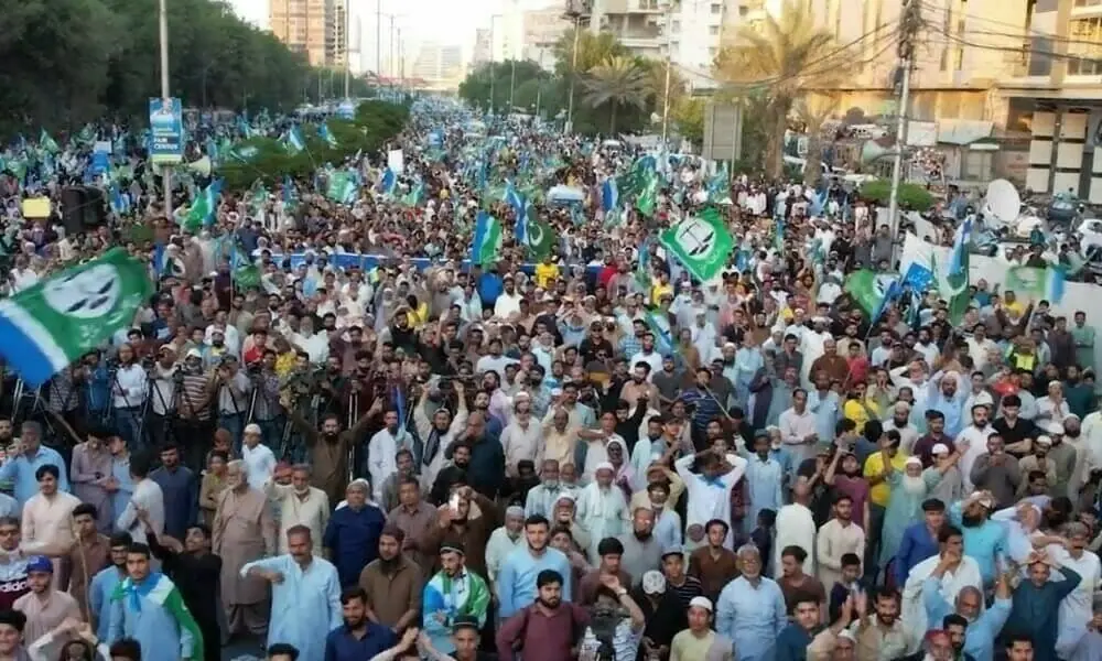 JI announces expansion of sit-ins into major public movement