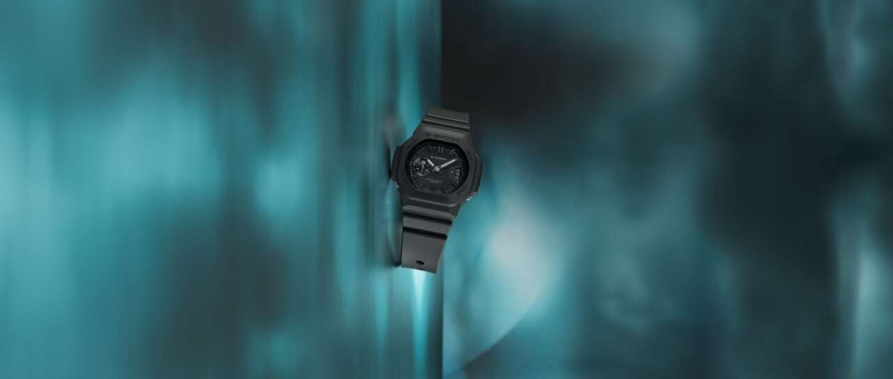 The new G-SHOCK 2500 gives its original square an analog twist