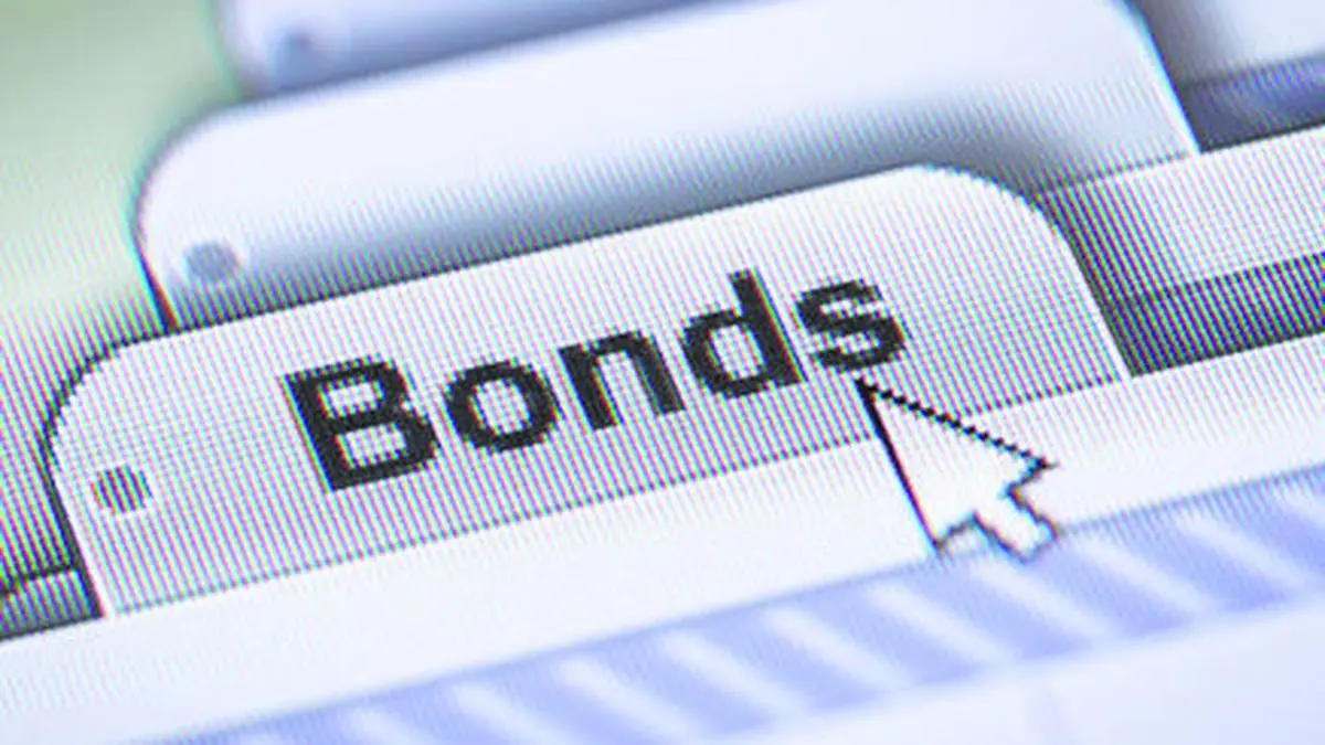 Oil tumble to support Indian bonds; RBI policy guidance stays large driver