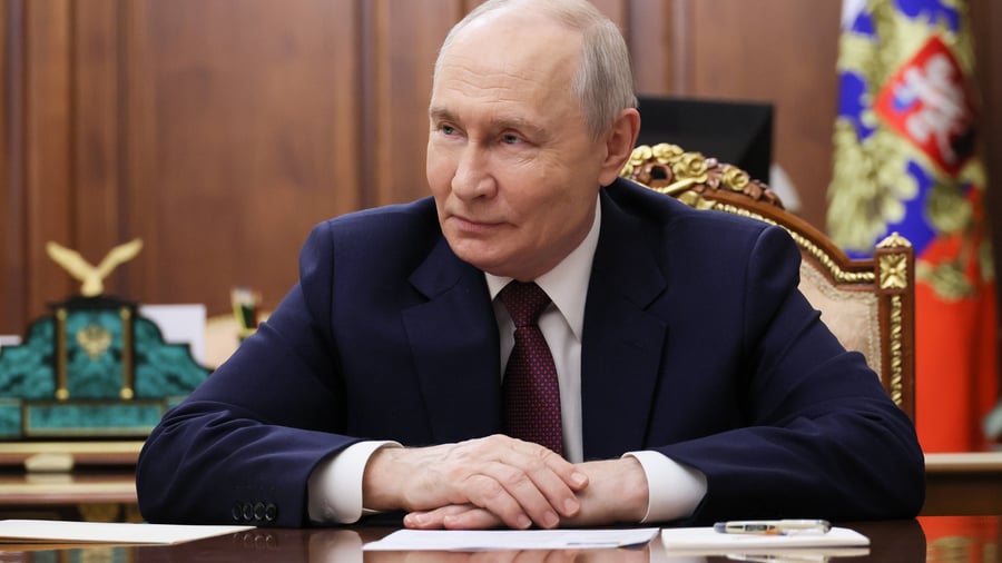 Ukraine war: Putin ready for talks with US and Ukraine