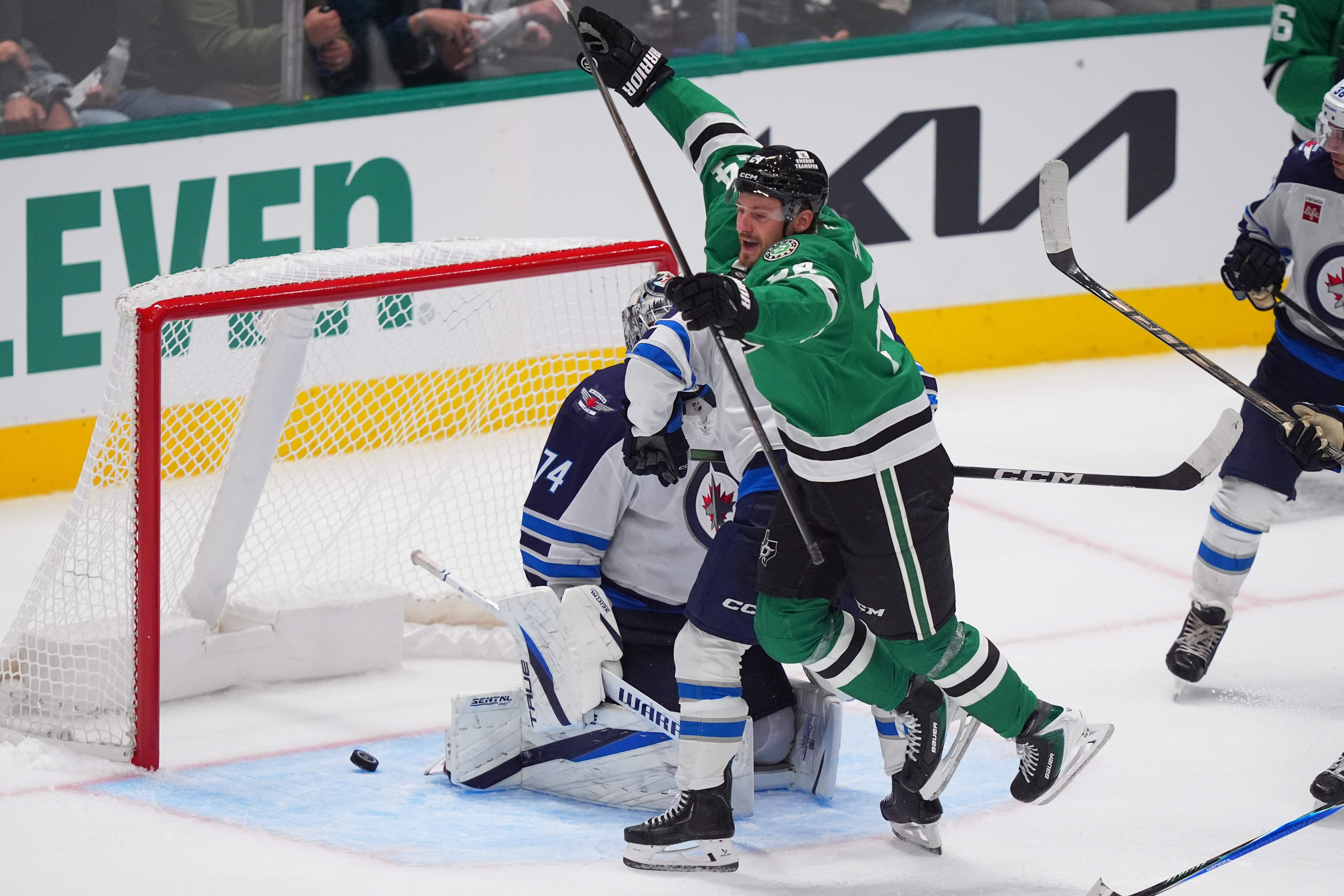 Losing streak hits four for Winnipeg Jets after 3-2 OT loss in Dallas