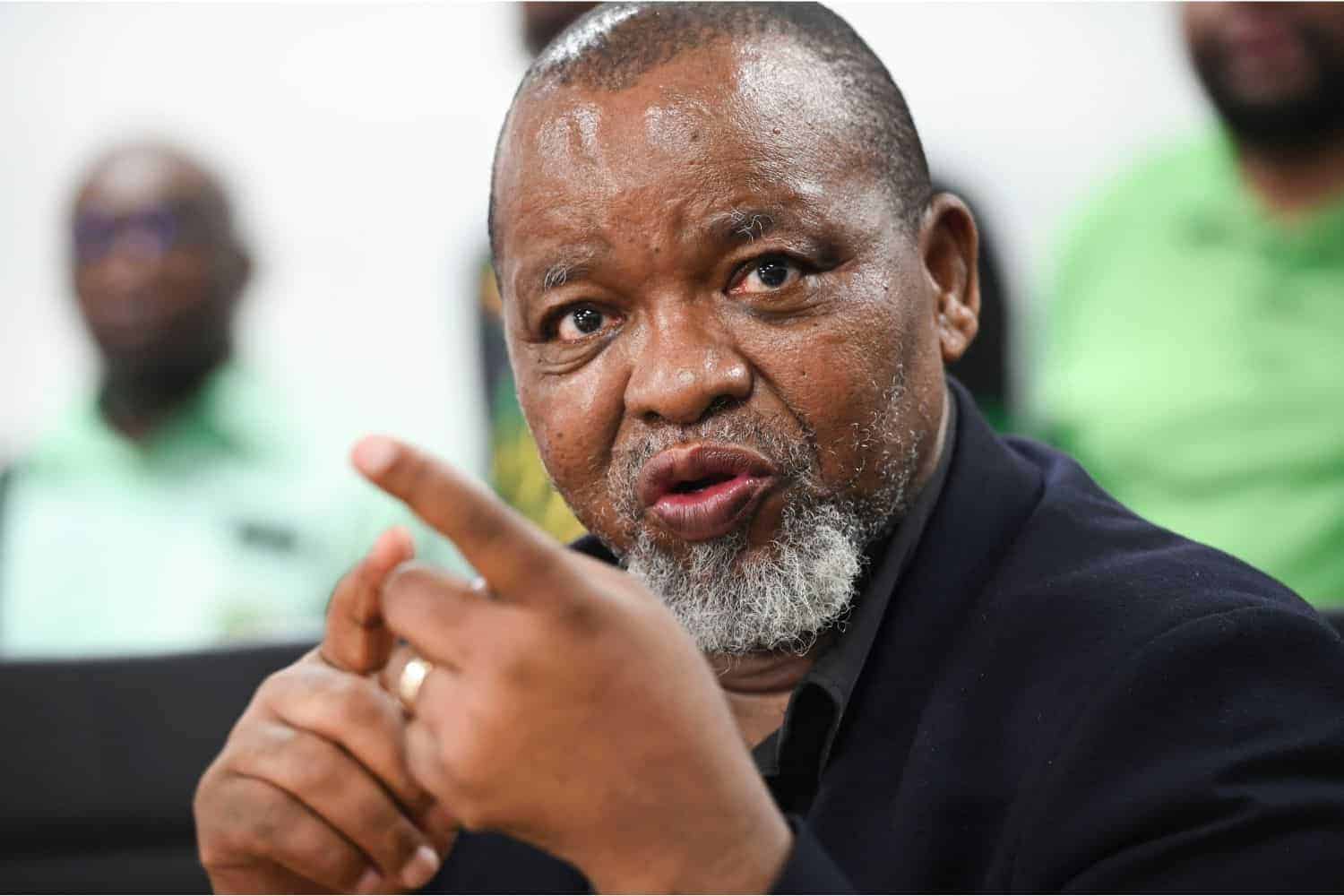 ANC carries ‘heightened responsibility’, says party as it publicly scolds Mantashe