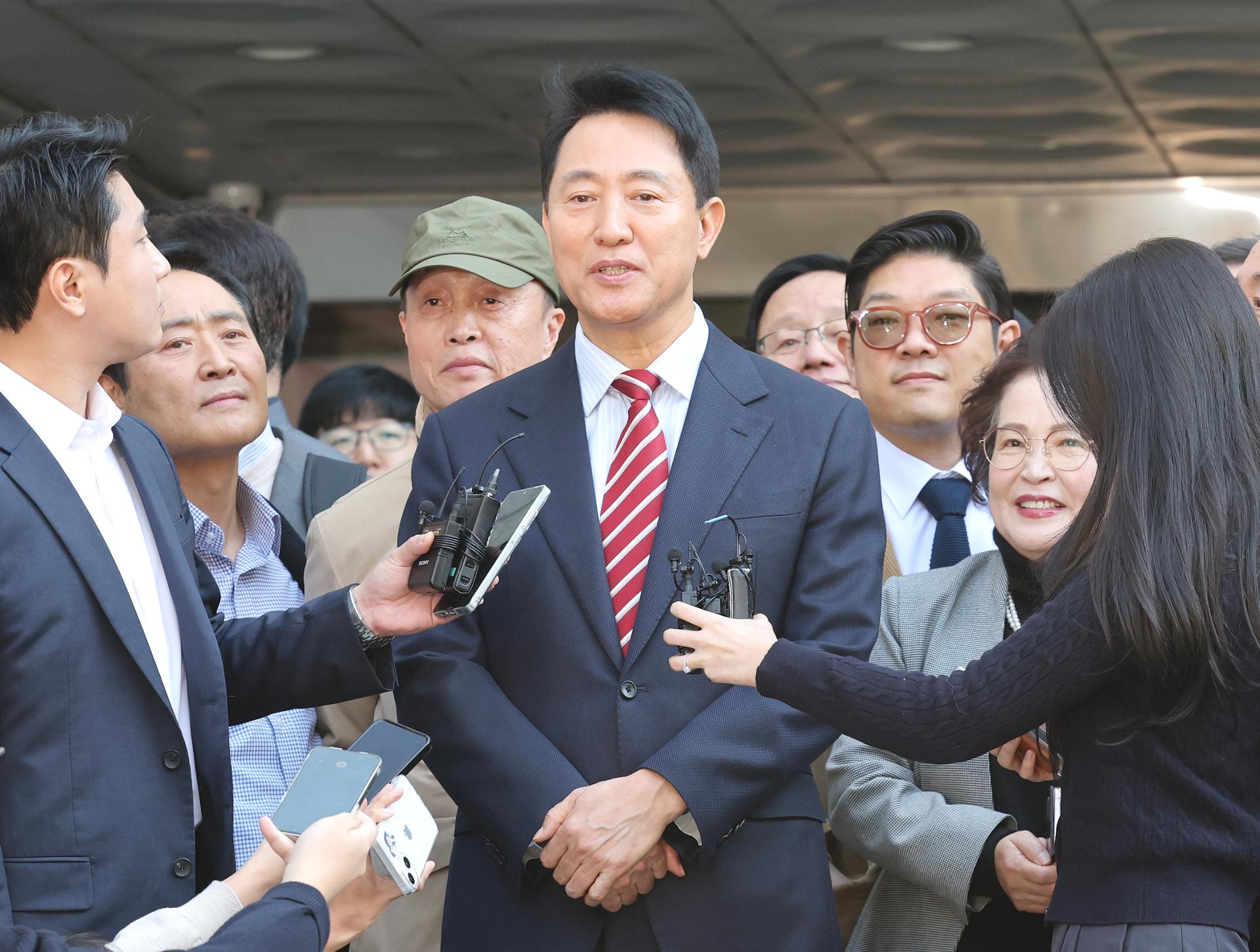 Main opposition welcomes Seoul mayor's acquittal in political funds trial