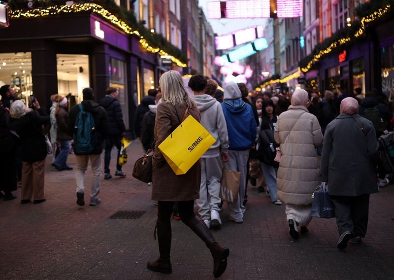 UK retail sales fall by more than expected in September