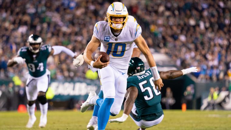 Chargers may have unlocked a new version of Justin Herbert under Mike McDaniel
