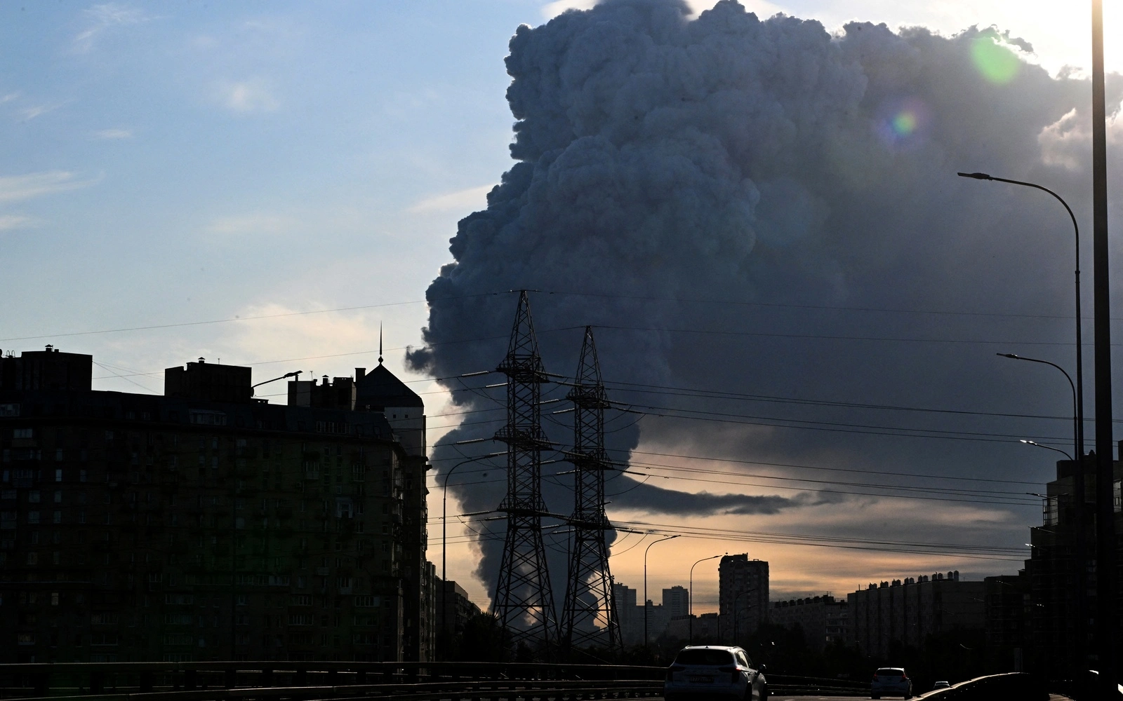 Russian barrage on Ukraine kills 15, wounds dozens more