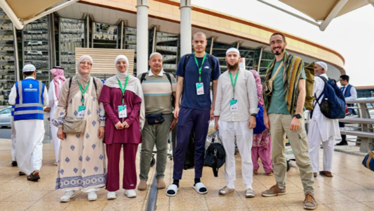 Second group of King Salman Umrah Program guests depart Makkah