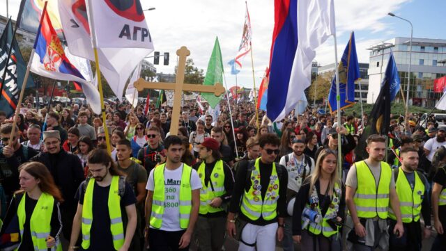 In Playing Kosovo Card, Serbian Students Risk Losing Liberals in Snap Polls