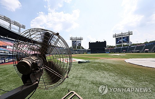 10 baseball games canceled due to extreme heat