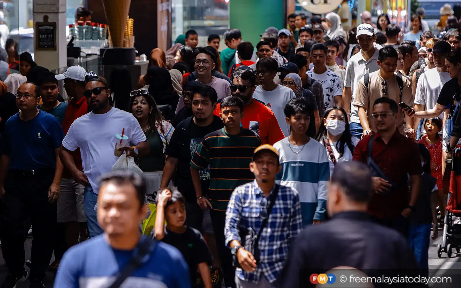 Antara bagi duit dan kail