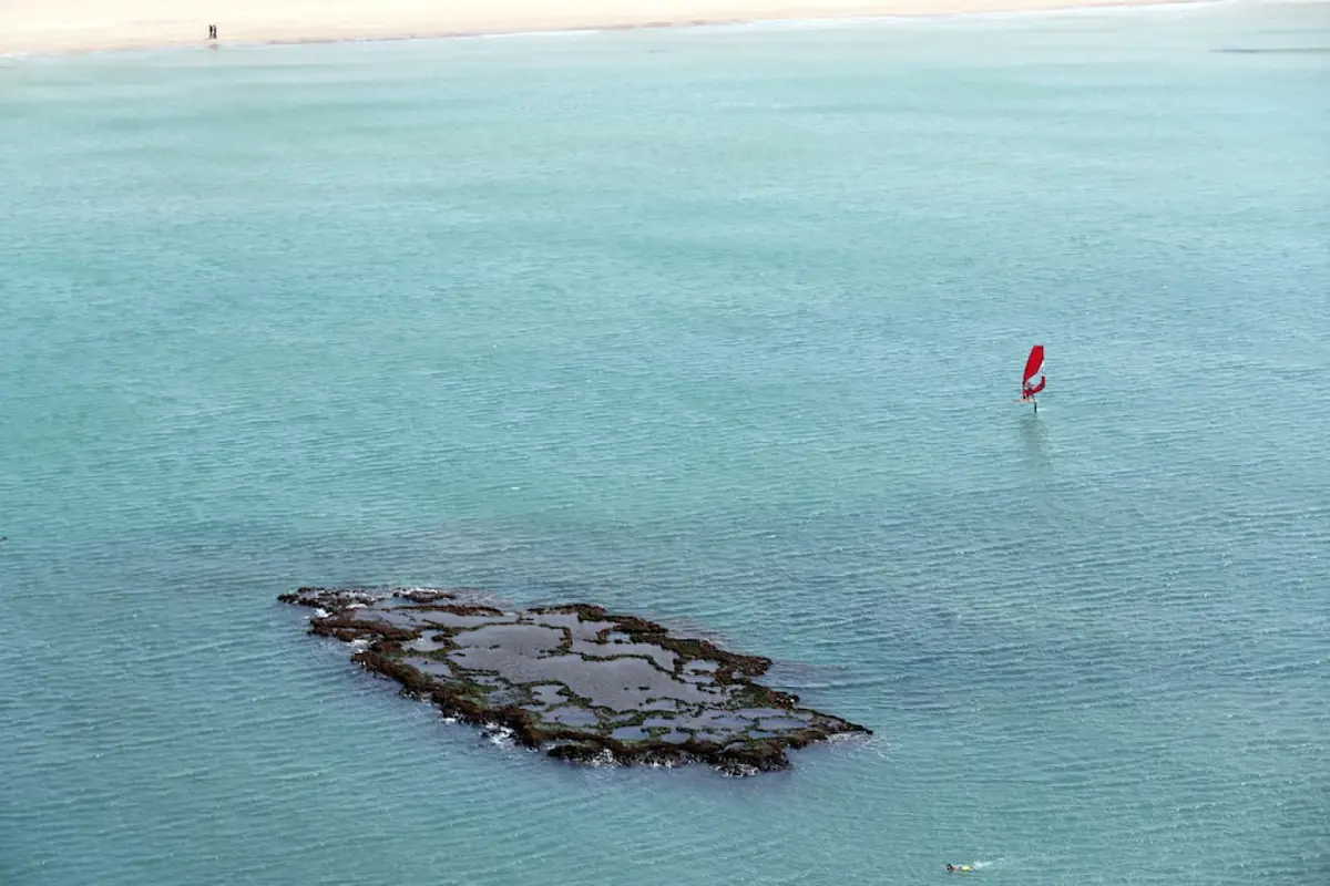 UAE reports oil spill from tanker