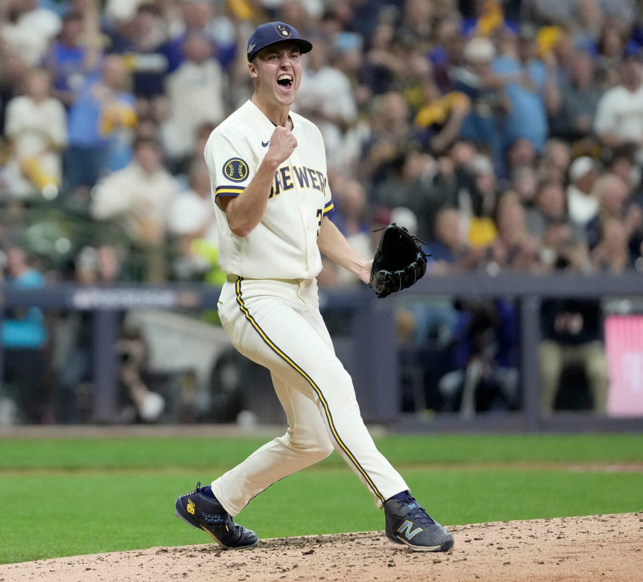 Video: Brewers Stadium Erupts After Jacob Misiorowski’s 1st World Series Strike Out