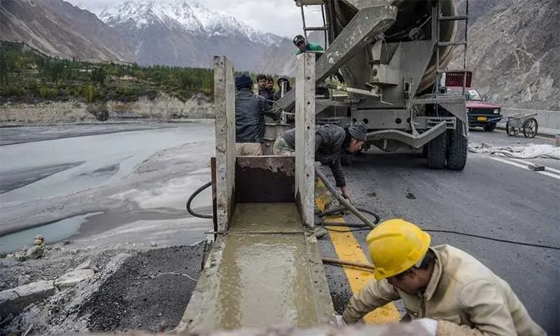 Balochistan seeks faster work on road projects