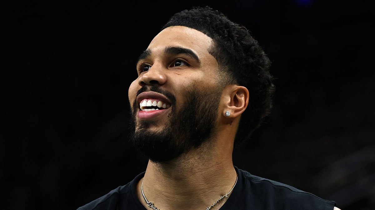Celtics’ Jayson Tatum quiets the external noise with clutch performance vs. Knicks