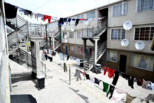 Battle for Cape Town: Former PA candidate takes on DA in Manenberg | LGE 2026