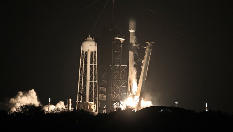 'No danger to Earth' - SpaceX rocket to crash into Moon
