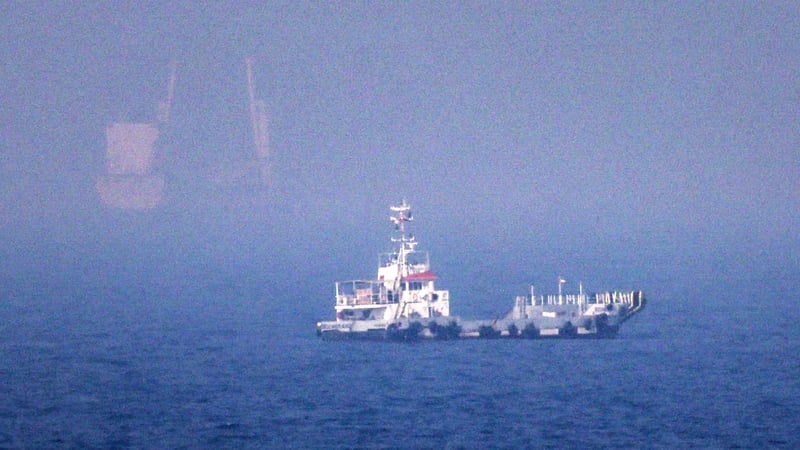 Trump warns Iran to open Hormuz or get 'hit very hard'